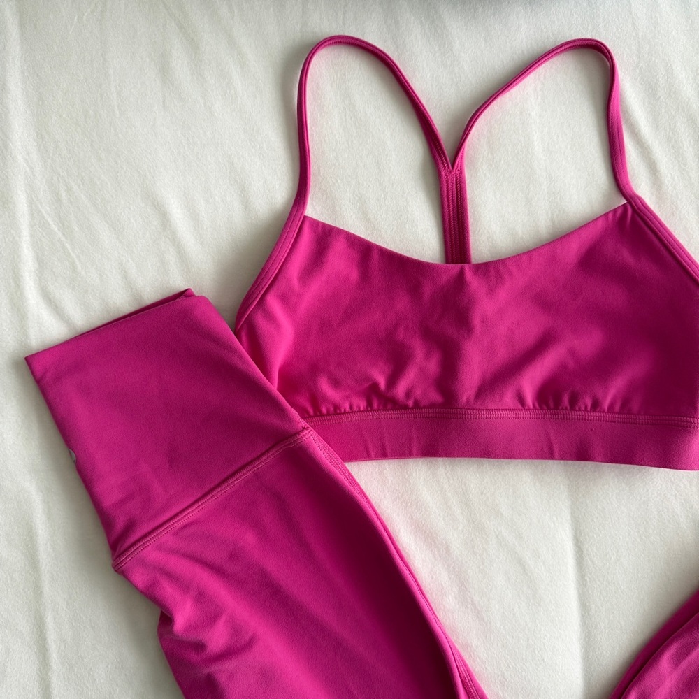 Women's Pink Sports Bra and Leggings Set